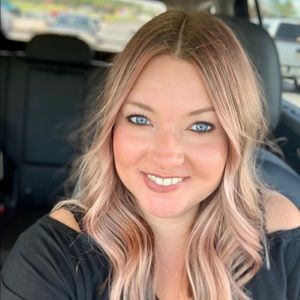 Meet your Posher, Sara